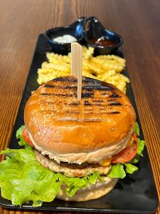 Chıcken Burger | 275,00